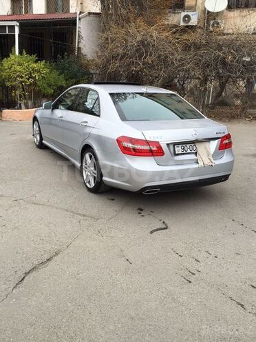 Mercedes E 350 2009, 107,000 km - 3.5 l - Bakı