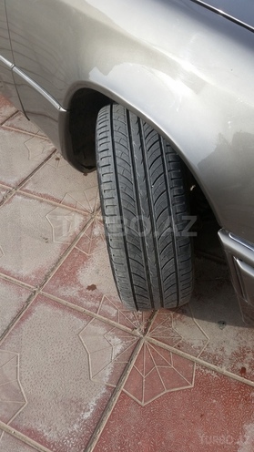 Mercedes E 250 1990, 5,034 km - 0.3 l - Bakı