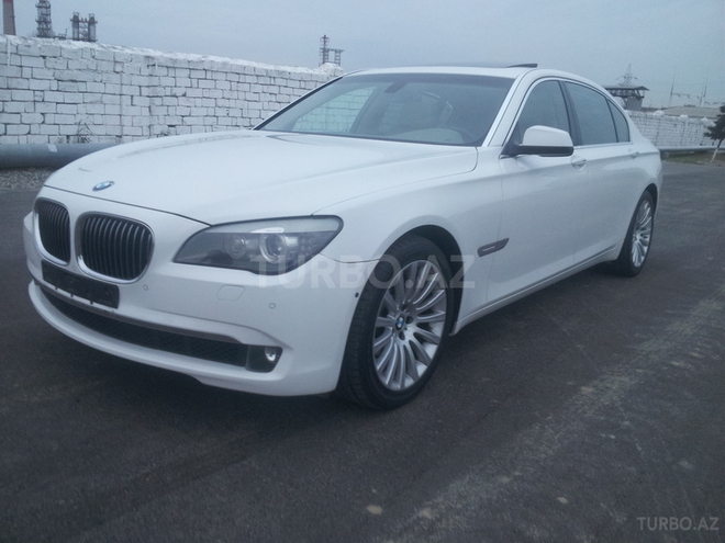 BMW 750 2009, 84,000 km - 4.4 l - Bakı