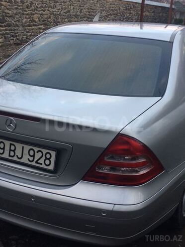 Mercedes C 200 2001, 366,409 km - 2.0 л - Balakən