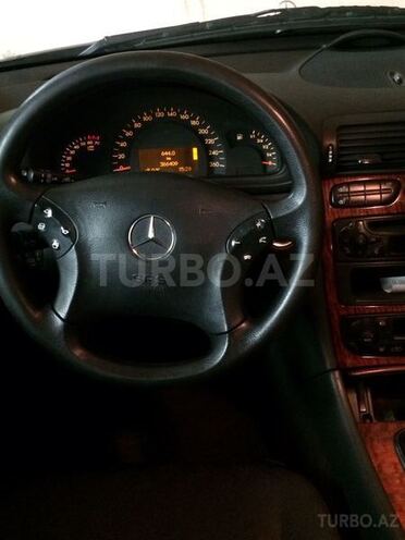 Mercedes C 200 2001, 366,409 km - 2.0 л - Balakən