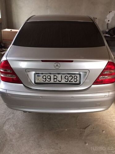 Mercedes C 200 2001, 366,409 km - 2.0 л - Balakən