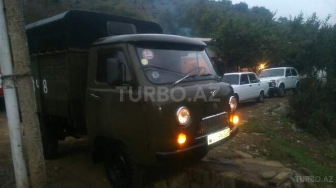 UAZ 3303 1991, 250,000 km - 2.4 l - Yardımlı