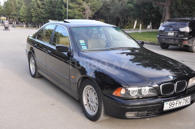 BMW 525 2001, 380,000 km - 2.5 л - Sumqayıt