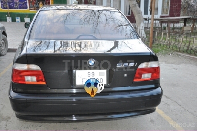 BMW 525 2001, 380,000 km - 2.5 л - Sumqayıt