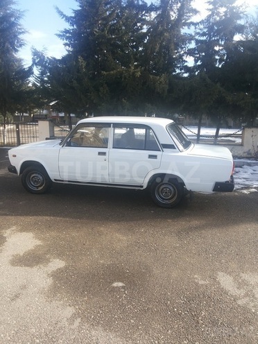 LADA (VAZ) 2107 2006, 180,000 km - 1.6 л - Quba
