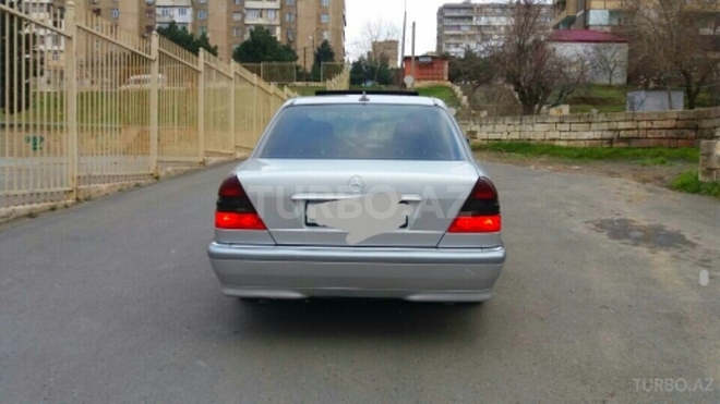 Mercedes C 180 1999, 230,500 km - 1.8 л - Bakı