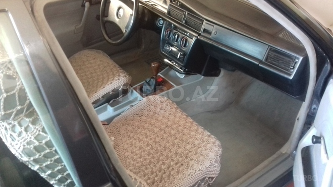 Mercedes 190 1991, 400,000 km - 1.8 l - Sumqayıt