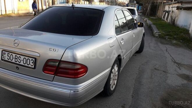 Mercedes E 220 2002, 282,225 km - 2.2 л - Bakı