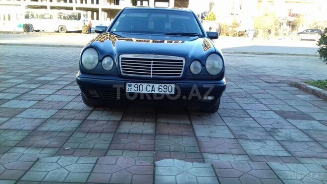 Mercedes E 240 1998, 340,000 km - 2.4 l - Sumqayıt