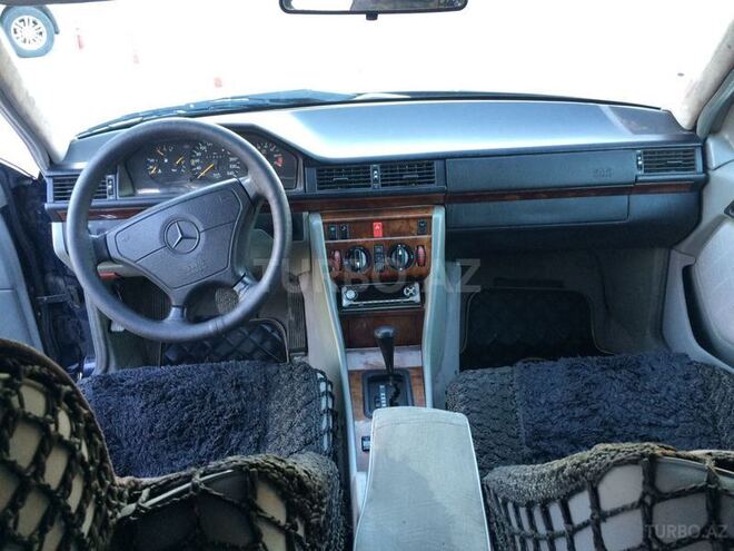 Mercedes E 220 1994, 341,234 km - 2.2 l - Bakı