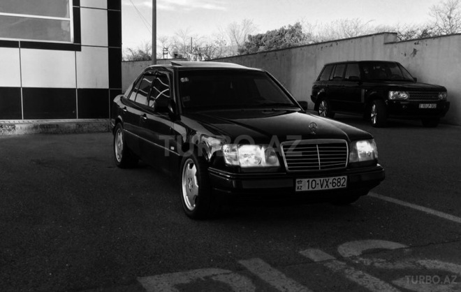 Mercedes E 220 1994, 341,234 km - 2.2 l - Bakı
