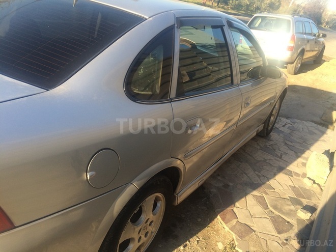 Opel Vectra 2000, 196,000 km - 1.8 л - Bakı
