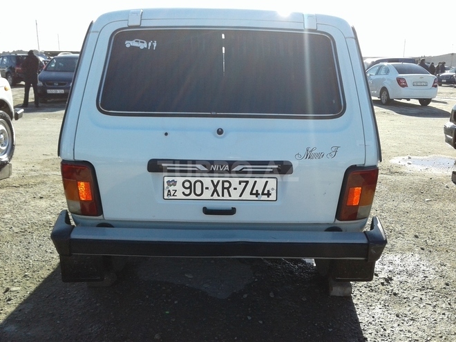 LADA (VAZ) Niva 2010, 131,500 km - 1.7 l - Sumqayıt