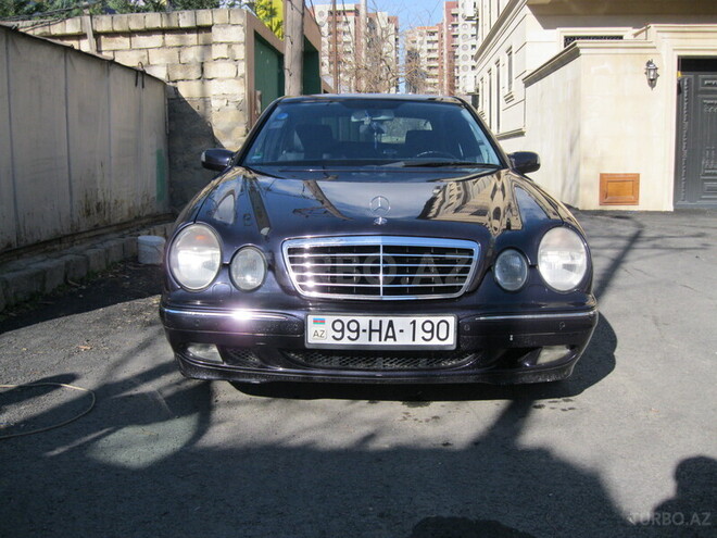 Mercedes E 220 1999, 258,000 km - 2.2 l - Bakı