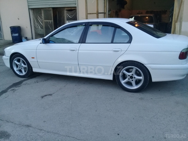 BMW 528 1997, 237,500 km - 2.8 л - Bakı