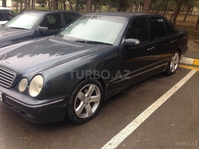 Mercedes C 240 2000, 224,000 km - 2.4 л - Bakı