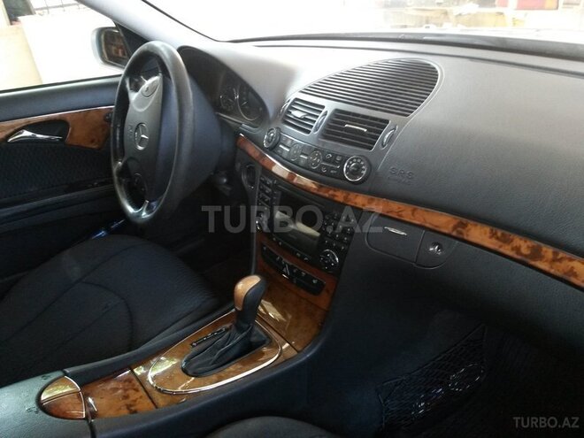 Mercedes E 240 2002, 169,000 km - 2.6 l - Goranboy