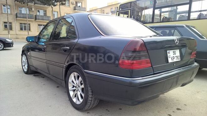 Mercedes C 240 1999, 278,200 km - 2.4 l - Bakı