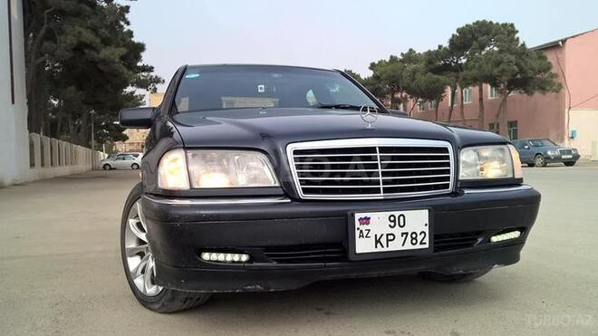 Mercedes C 240 1999, 278,200 km - 2.4 l - Bakı