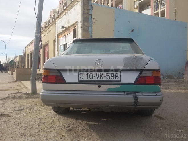 Mercedes E 230 1987, 287,477 km - 2.3 л - Bakı