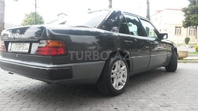 Mercedes E 230 1991, 330,000 km - 2.3 l - Balakən