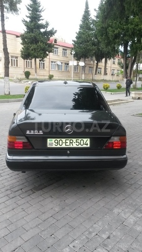 Mercedes E 230 1991, 330,000 km - 2.3 l - Balakən