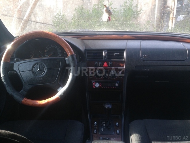 Mercedes C 240 1998, 324,000 km - 2.4 l - Bakı