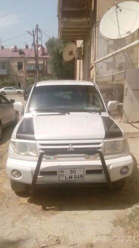 Mitsubishi Pajero io 2001, 16,000 km - 1.8 l - Bakı