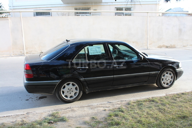 Mercedes C 180 1995, 365,000 km - 1.8 l - Bakı