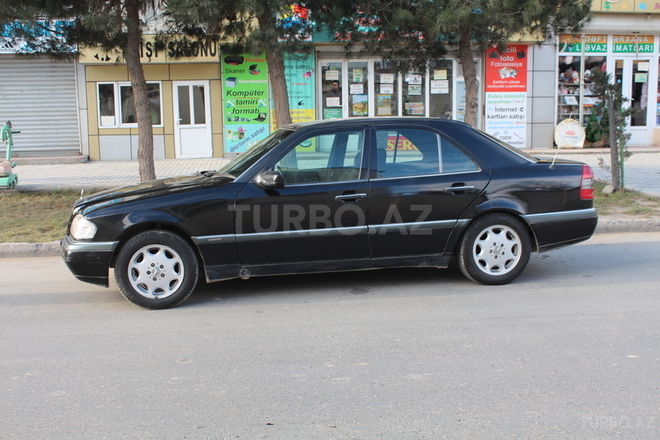 Mercedes C 180 1995, 365,000 km - 1.8 l - Bakı