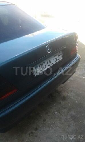 Mercedes C 220 2000, 188,000 km - 2.2 l - Bakı