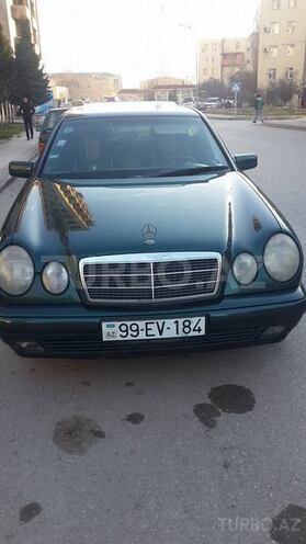 Mercedes E 200 1998, 220,000 km - 2.0 l - Sumqayıt