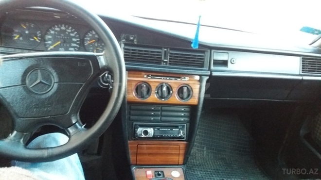 Mercedes 190 1993, 258,000 km - 2.0 л - Bakı