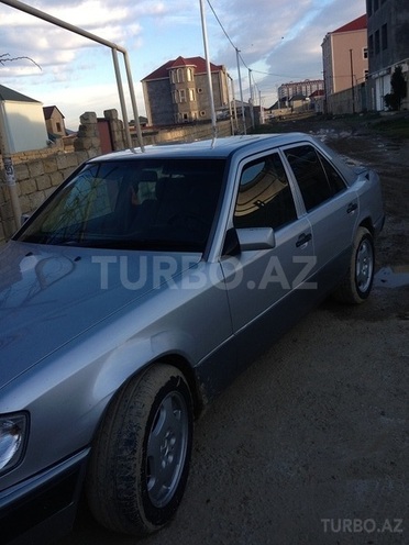 Mercedes E 300 1993, 477,000 km - 3.0 л - Bakı