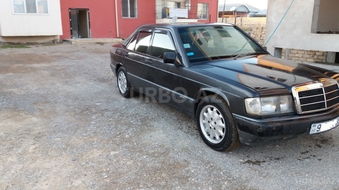 Mercedes 190 1993, 258,000 km - 2.0 л - Bakı