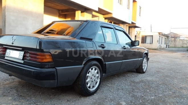 Mercedes 190 1993, 258,000 km - 2.0 л - Bakı