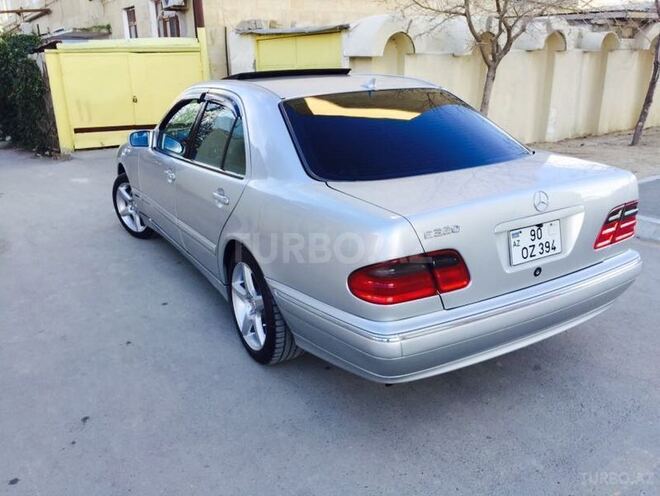 Mercedes E 320 2000, 258,000 km - 3.2 l - Bakı