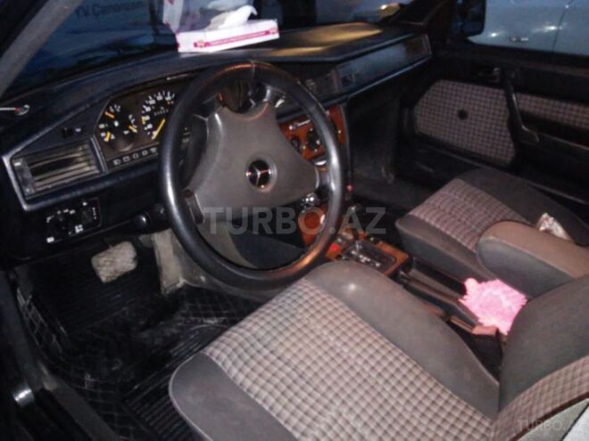 Mercedes 190 1992, 337,000 km - 2.0 l - Bakı
