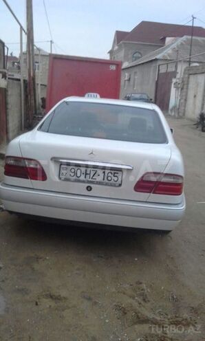 Mercedes E 230 1996, 53,355 km - 2.3 l - Sumqayıt