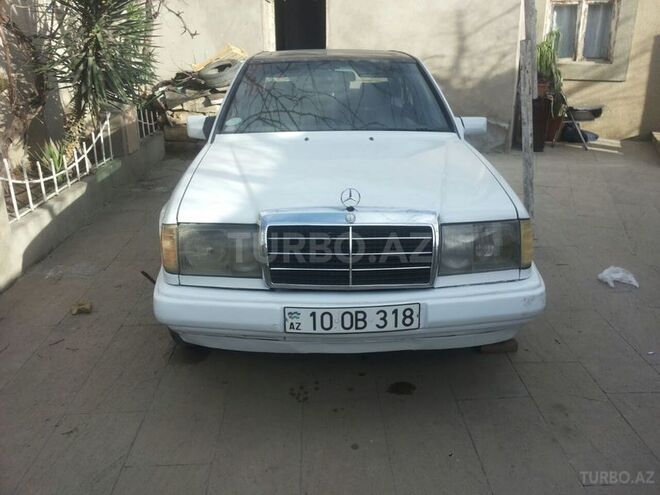 Mercedes E 260 1986, 436,000 km - 2.6 l - Bakı