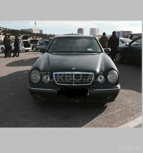Mercedes E 240 2001, 248,439 km - 2.4 l - Bakı