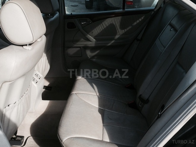 Mercedes E 240 2001, 248,439 km - 2.4 l - Bakı