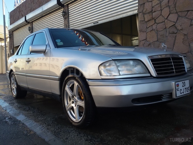Mercedes C 220 1996, 197,000 km - 2.2 l - Gəncə