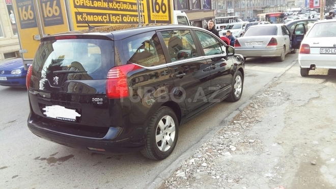 Peugeot 5008 2012, 245,000 km - 1.6 l - Bakı