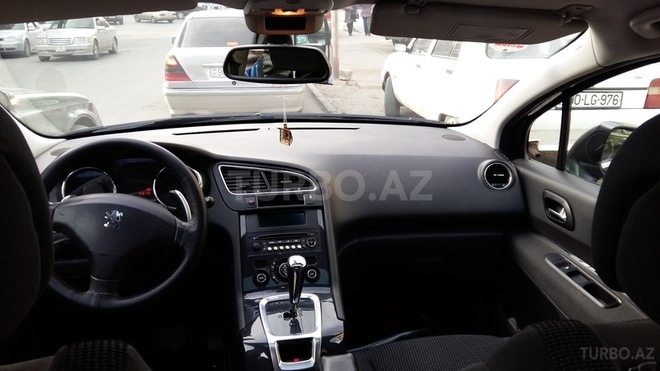 Peugeot 5008 2012, 245,000 km - 1.6 l - Bakı