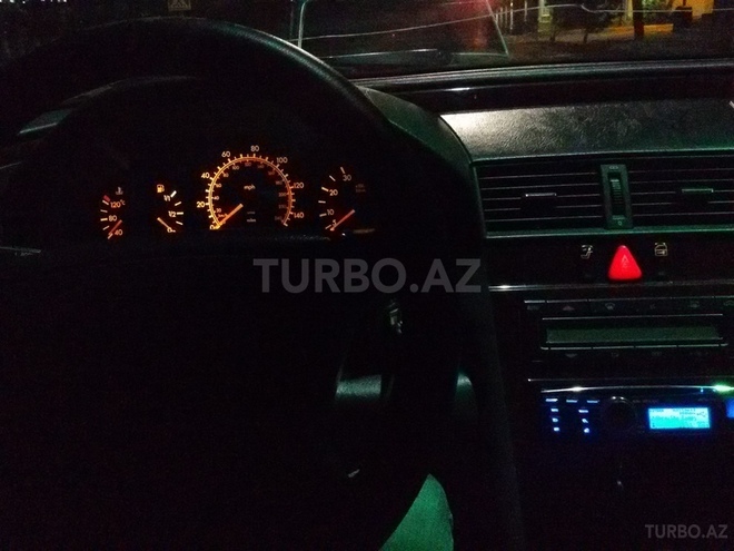 Mercedes C 220 1996, 197,000 km - 2.2 l - Gəncə