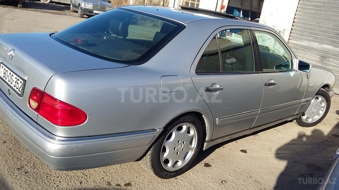 Mercedes E 200 1995, 375,499 km - 2.0 l - Sumqayıt