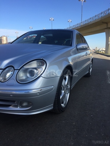 Mercedes E 280 2006, 117,560 km - 3.0 l - Bakı