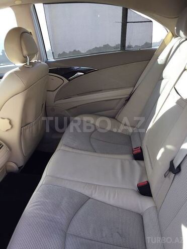 Mercedes E 240 2003, 247,000 km - 2.6 l - Bakı